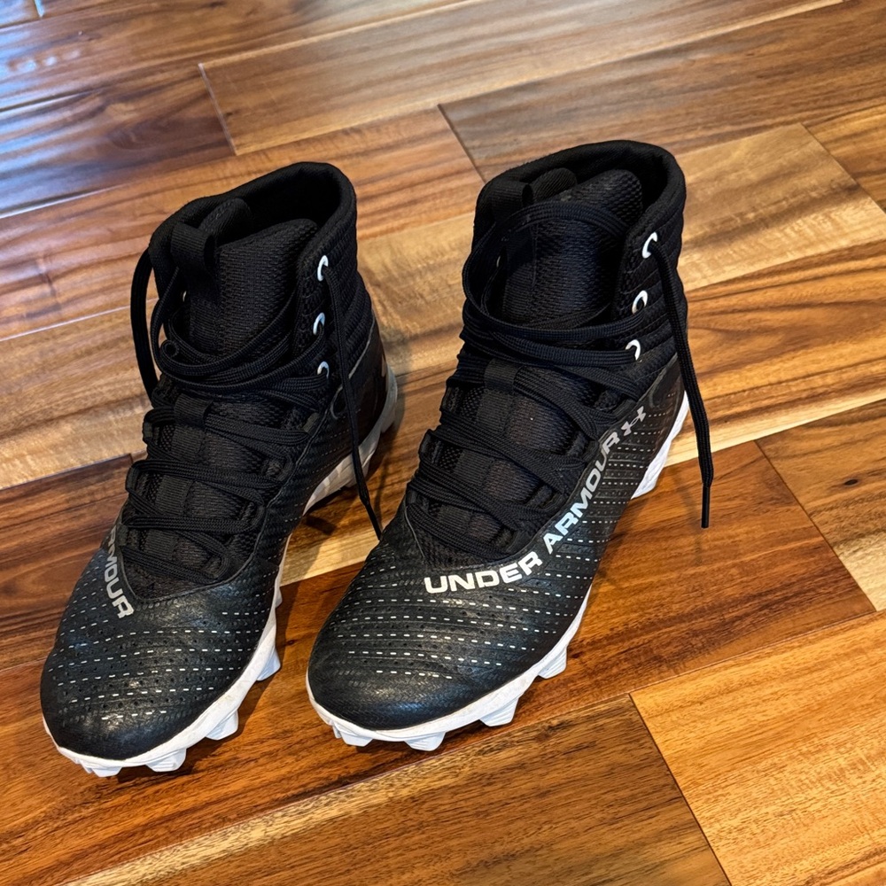 Under Armour Black/White High-Top Football Cleats 7